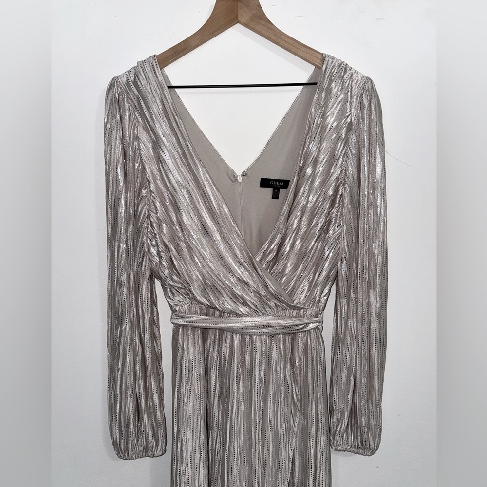 GUESS Beige Belted Tulip Skirt V-Back Long Sleeve Maxi Faux Wrap Dress - Picture 6 of 8